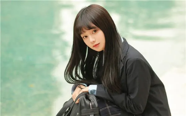 异地恋男生如何构建信任与亲密感？情感大师来支招！