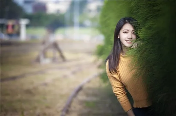 解读未确定关系女生吃醋的微妙信号