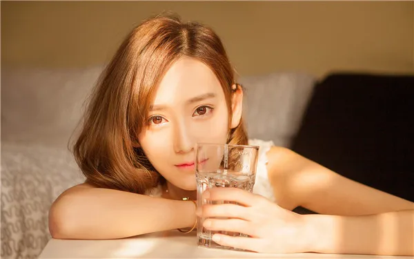 揭秘女人允许你暧昧时的表现与心底小秘密