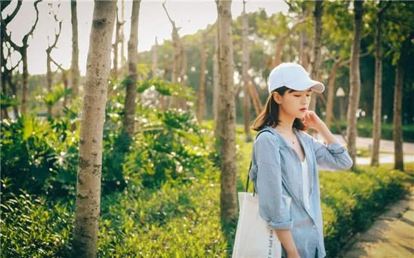 梦幻森林奇遇记：星河下的浪漫邂逅