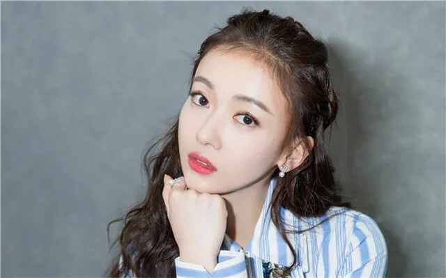 揭秘女人允许你暧昧时的表现与心底小秘密