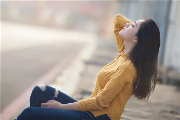 揭秘猜疑心重：爱情中的隐形杀手与应对策略