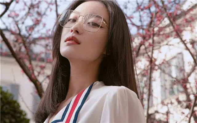 相亲聊天话题指南：打破尴尬，让对话更有趣！