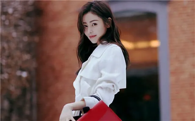 99句情话打动女人心：解锁她的心动密码