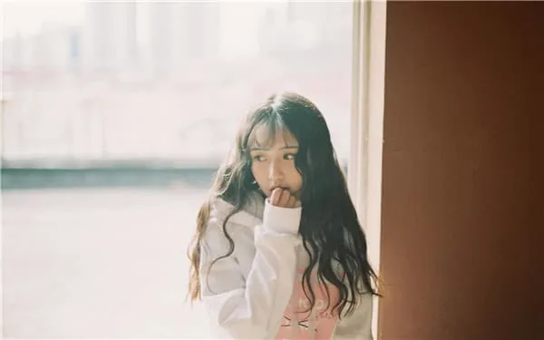 让女人心动的甜言蜜语技巧：营造浪漫氛围与真诚表达