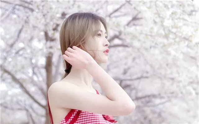 分手后为何不宜主动联系前任？解析原因与正确应对策略