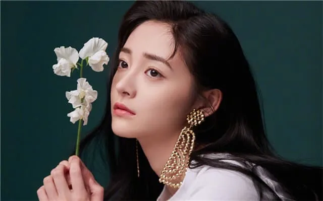 微信搭讪女生：开场白高手秘籍，轻松打开话匣子！