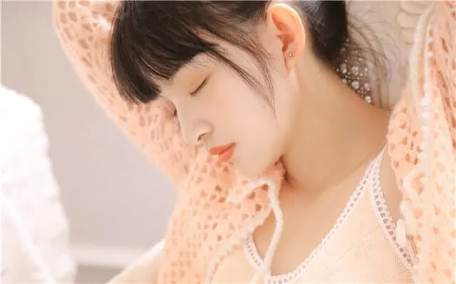 99句情话打动女人心：解锁她的心动密码