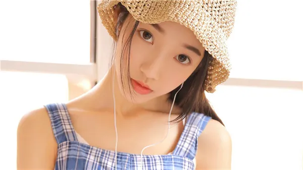 数字时代的沟通困境：女生不主动发消息，真的代表没兴趣吗？