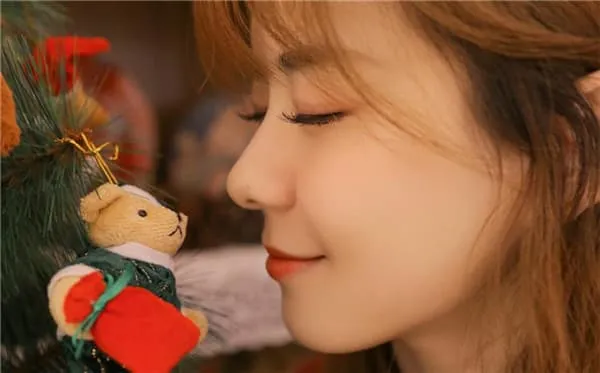 天蝎女交往全攻略：揭秘爱情雷区与升温秘籍