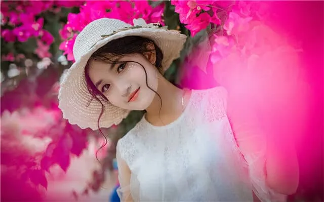 解锁表白艺术：三大绝技让爱意悄然滋润她的心田