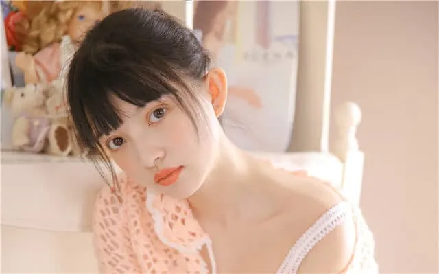 情侣聊天话题大全：让爱情保鲜的秘密